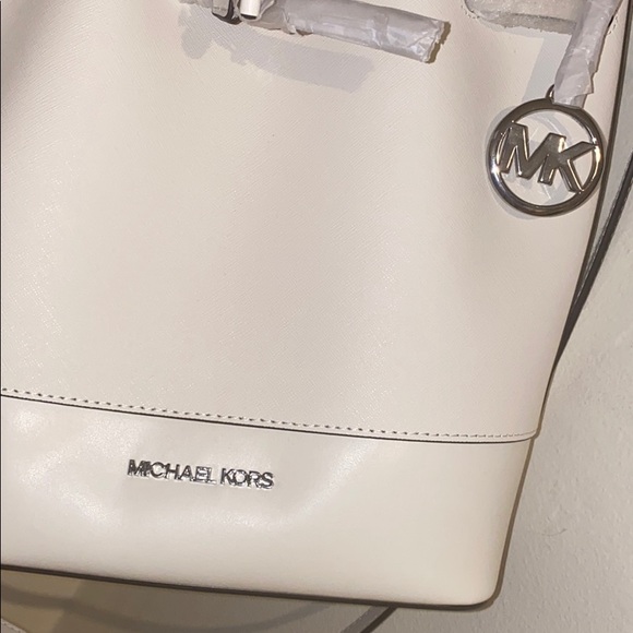 Michael Kors Trista Medium Bucket Bag - Picture 10 of 10